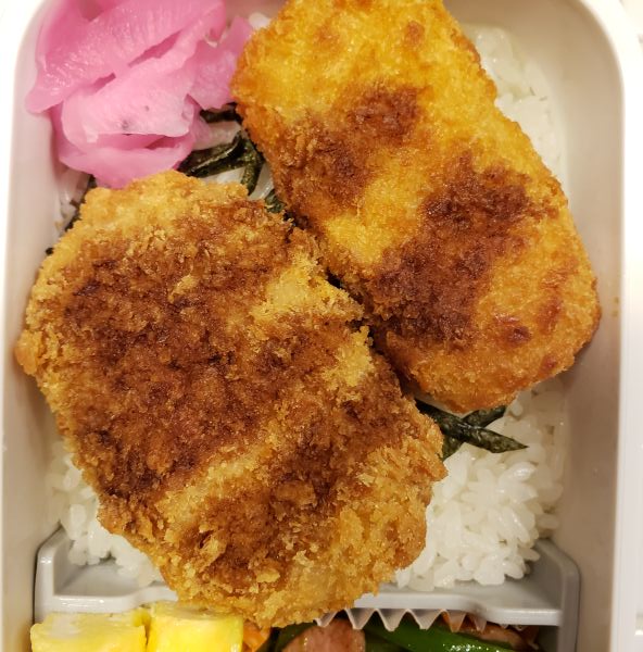 No.323：フリーランスの性｜2025年11月18日｜苦痛な男子高校生弁当日記