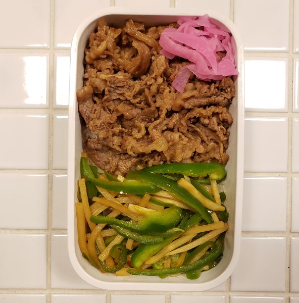 No.327：混ぜたら青椒肉絲｜2025年12月1日｜苦痛な男子高校生弁当日記